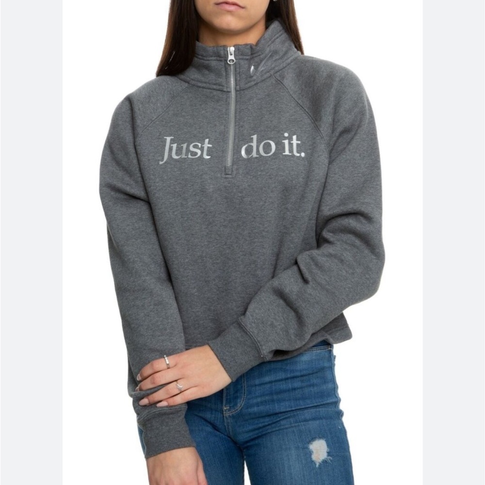 Nike cropped sweatshirt- excellent condition-size medium, gray & silver accents